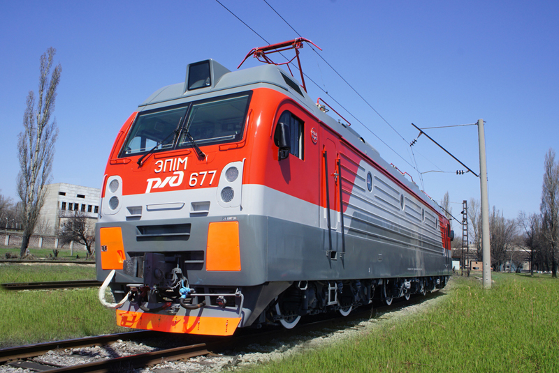 Пассажирский электровоз переменного тока ЭП1М предназначен для вождения пассажирских поездов. Заменяет пассажирские отечественные электровозы ВЛ60ПК и ранее импортированные ЧС4, ЧС4Т.